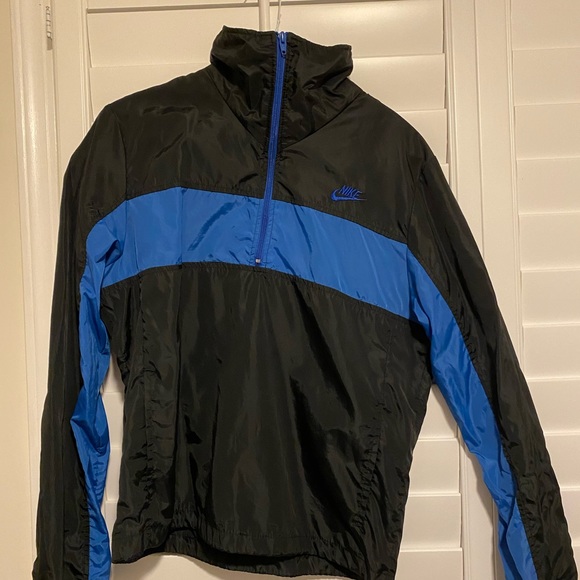 Nike Jacket - Picture 2 of 4